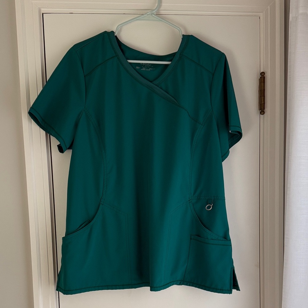 Cherokee Hunter Green V-Neck Short Sleeve Medical Scrub Top
